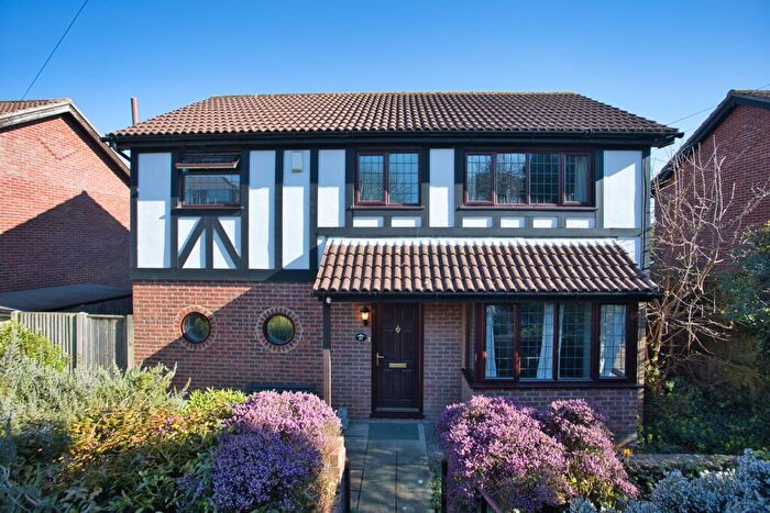 4 Bedroom Detached House For Sale In Sydney Road, Walmer, Deal, CT14