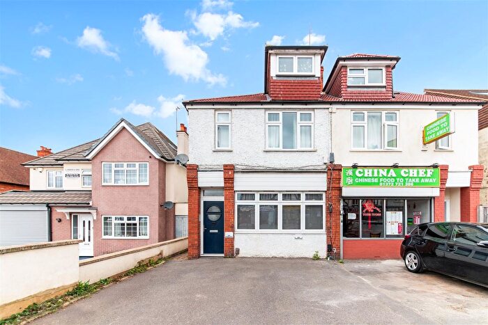 1 Bedroom Flat For Sale In East Street, Epsom, KT17