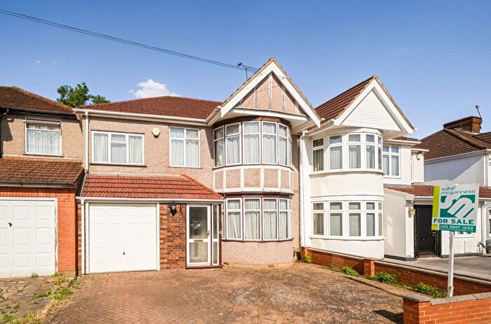 5 Bedroom Semi Detached House For Sale In Alicia Gardens, Kenton, HA3