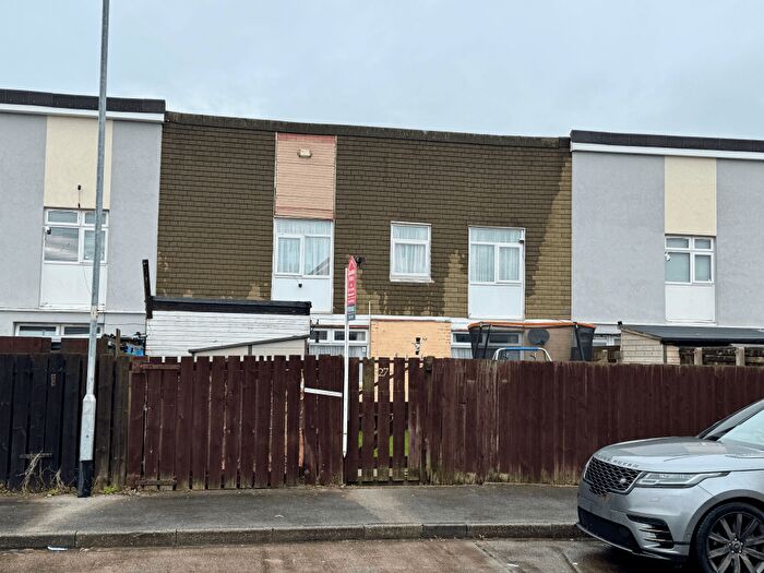 3 Bedroom Terraced House For Sale In Whitstone Close, Hull, HU7