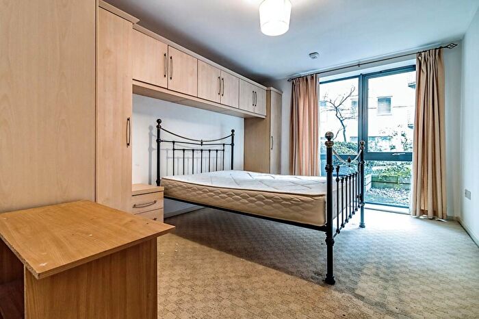 2 Bedroom Apartment To Rent In City Road East, Manchester, Greater Manchester, M15