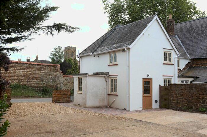 2 Bedroom Cottage To Rent In Station Road, Little Houghton, Northamptonshire, NN7