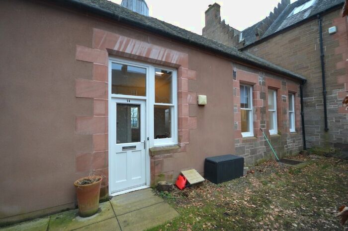 2 Bedroom Flat To Rent In South Drive, Liff, Dundee, DD2