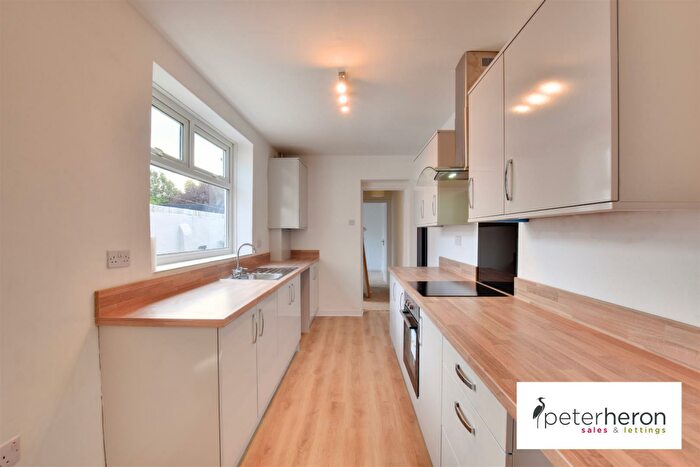 4 Bedroom Cottage For Sale In Eglinton Street, Monkwearmouth, Sunderland, SR5