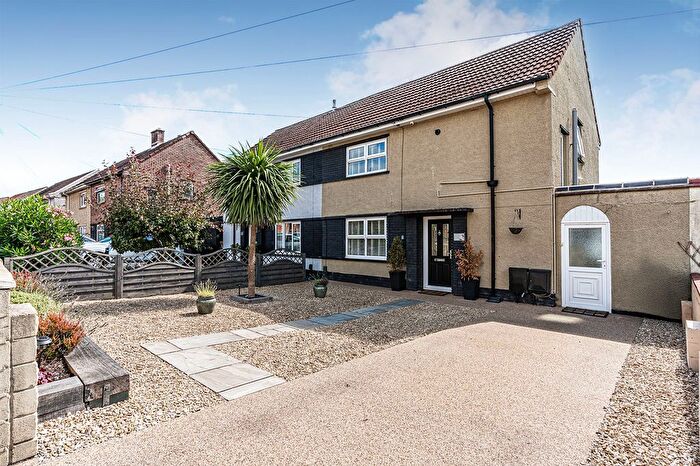 3 Bedroom Semi Detached House For Sale In Holly Street, Rhydyfelin, CF37