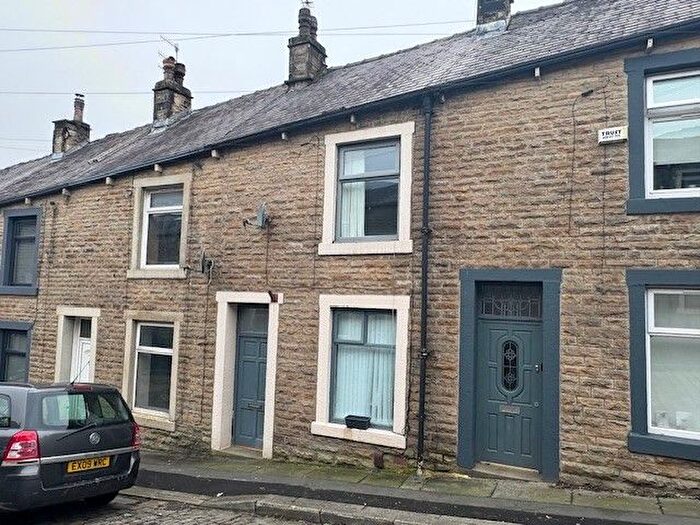 2 Bedroom Terraced House For Sale In Brearley Street, Bacup, OL13