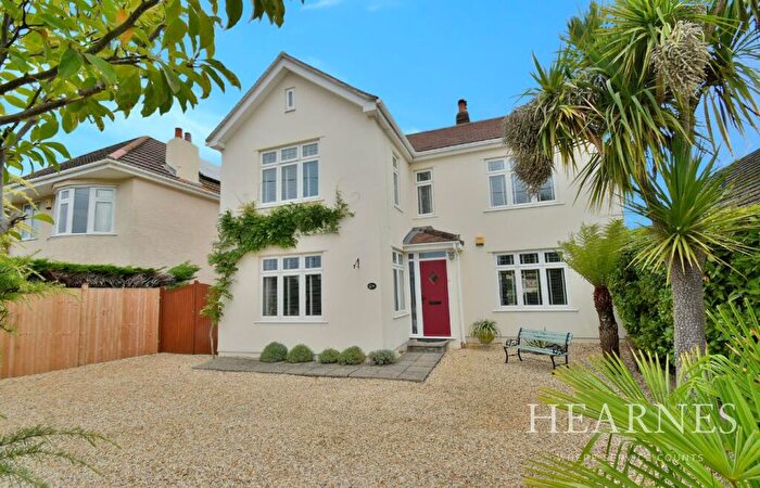 4 Bedroom Detached House For Sale In Clayford Avenue, Ferndown, BH22