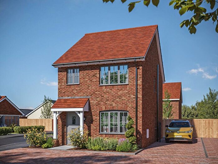 3 Bedroom Detached House For Sale In Ringwood Road, Alderholt, Fordingbridge, SP6