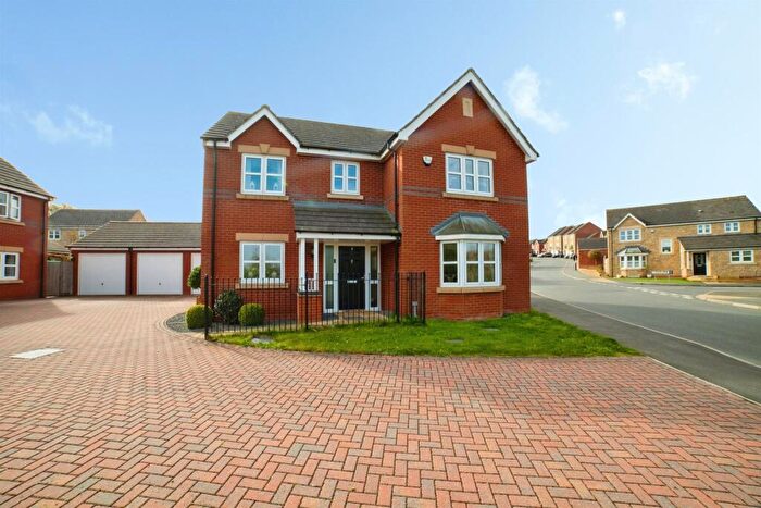 4 Bedroom Detached House For Sale In Aumonier Way, Alfreton, DE55