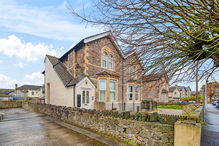 2 Bedroom Flat For Sale In Beaconsfield Road, Weston-Super-Mare, BS23