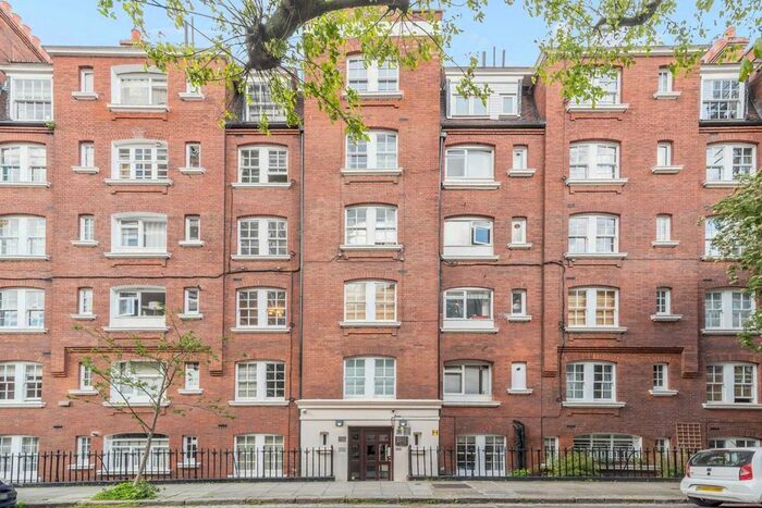 Studio To Rent In Sandwich Street, London, WC1H