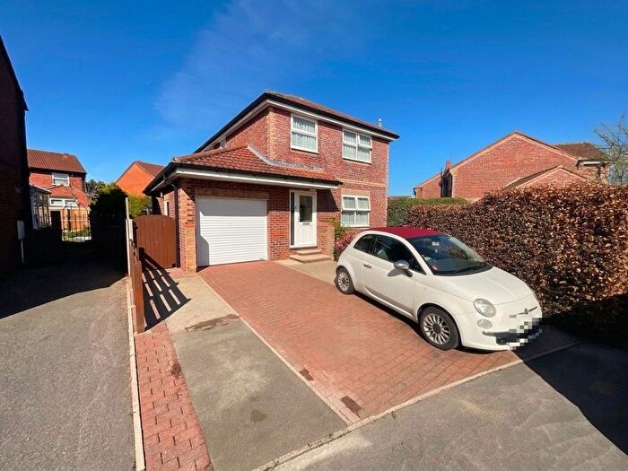 4 Bedroom Detached House For Sale In Avocet Crescent, Scarborough, YO12