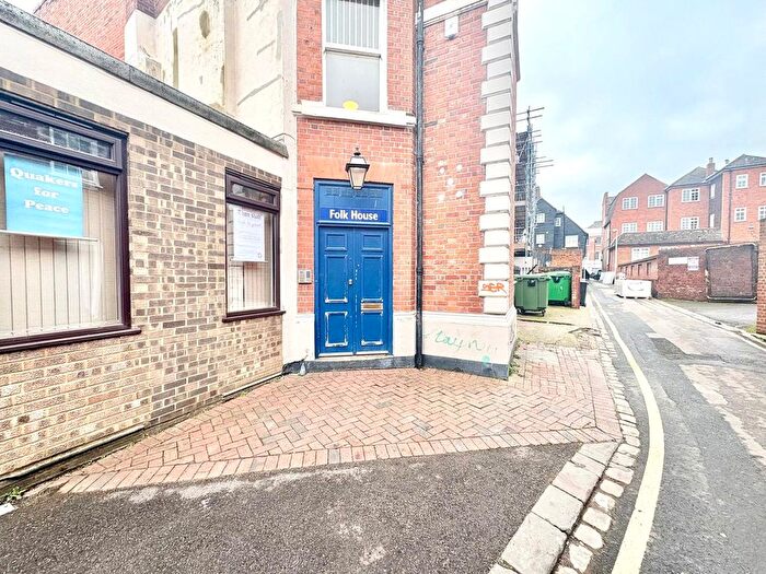 2 Bedroom Flat To Rent In Folk House, Church Street, Reading, Berkshire, RG1