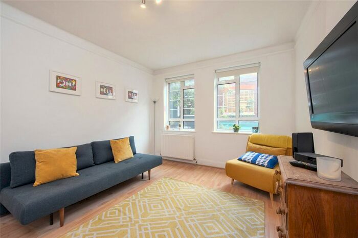 1 Bedroom Flat To Rent In Neal Street, Covent Garden, London, WC2H