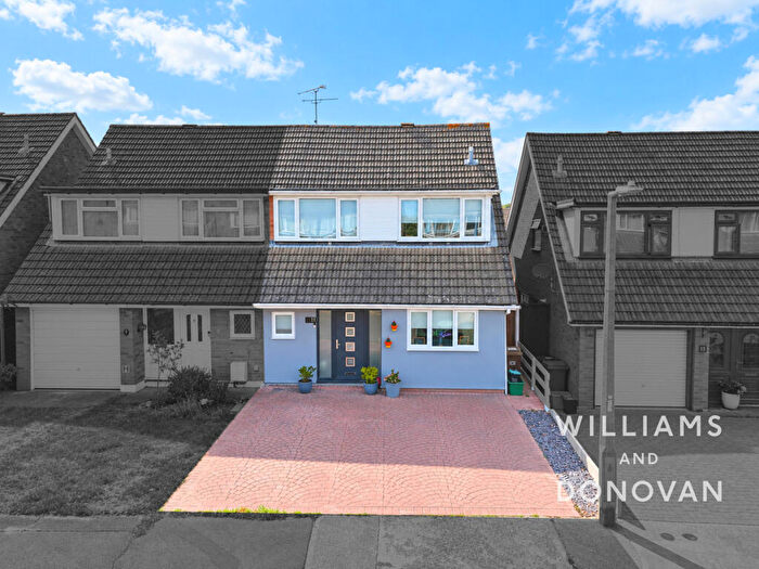 4 Bedroom Semi Detached House For Sale In Asquith Gardens, Thundersley, SS7