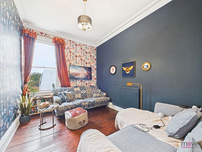 2 Bedroom Flat For Sale In St. Stephens Road, Cheltenham, GL51