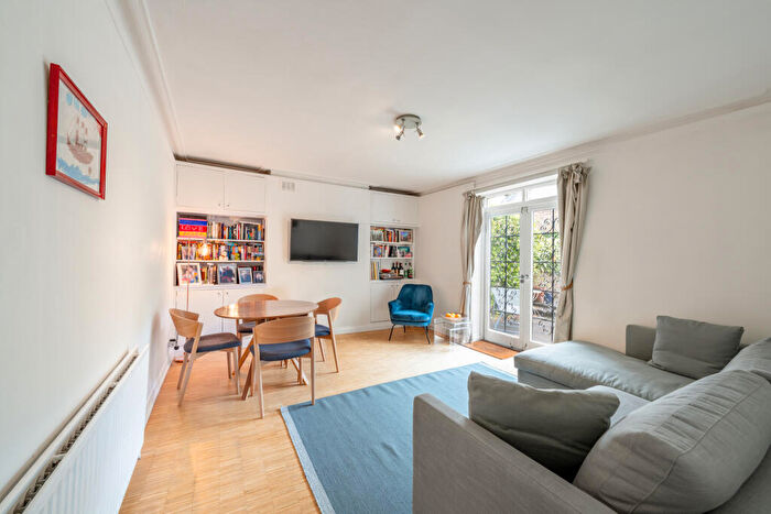 2 Bedroom Flat To Rent In King Henrys Road, , Primrose Hill, NW3