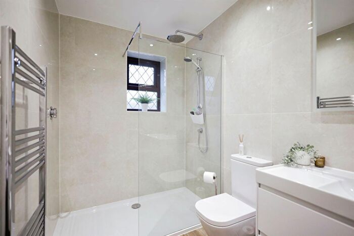 4 Bedroom Detached House For Sale In Bay Tree Close, Heathfield, TN21