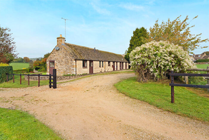 2 Bedroom Bungalow For Sale In Brockhampton, Cheltenham, Gloucestershire, GL54