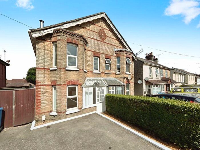 3 Bedroom Semi-Detached House To Rent In Sea View Road, Poole, BH12