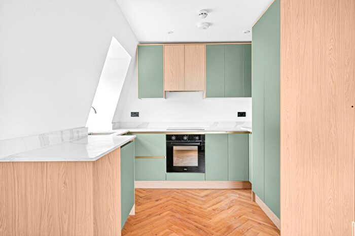 1 Bedroom Flat To Rent In Wandsworth High Street, London, SW18