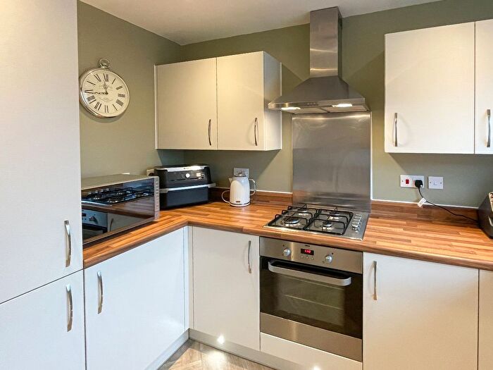 2 Bedroom Semi-Detached House For Sale In Victoria Close, King's Lynn, Norfolk, PE30