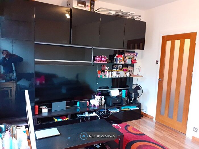 1 Bedroom Flat To Rent In Maryland Park, London, E15