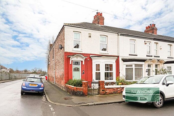 3 Bedroom End Terrace House For Sale In Sydenham Road, Stockton-On-Tees, TS18