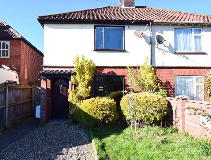 3 Bedroom Property To Rent In Northfield Gardens, Wymondham, Wymondham, NR18