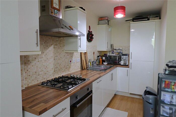 2 Bedroom Apartment To Rent In Flora Court, Fortune Court, Edgware, HA8