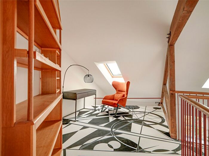 3 Bedroom Terraced House For Sale In The Maltings, Fairlawn Road, Bristol, BS6