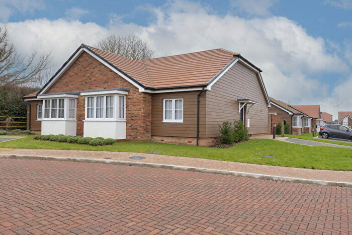 2 Bedroom Bungalow For Sale In Genn Park, Boughton Monchelsea, Maidstone, Kent, ME17