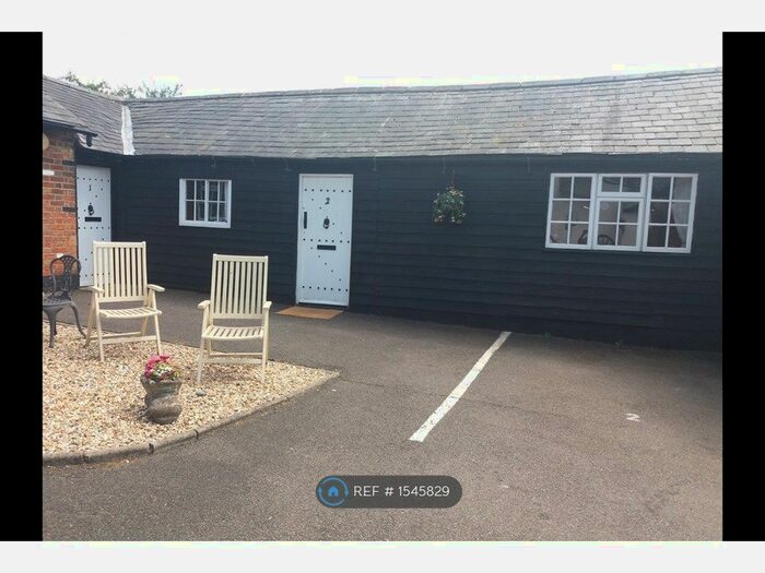 1 Bedroom Bungalow To Rent In Ackroyd Close, Milton Keynes, MK3