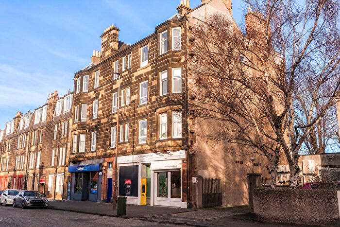 1 Bedroom Flat For Sale In Flat Granton Road, Edinburgh, EH5