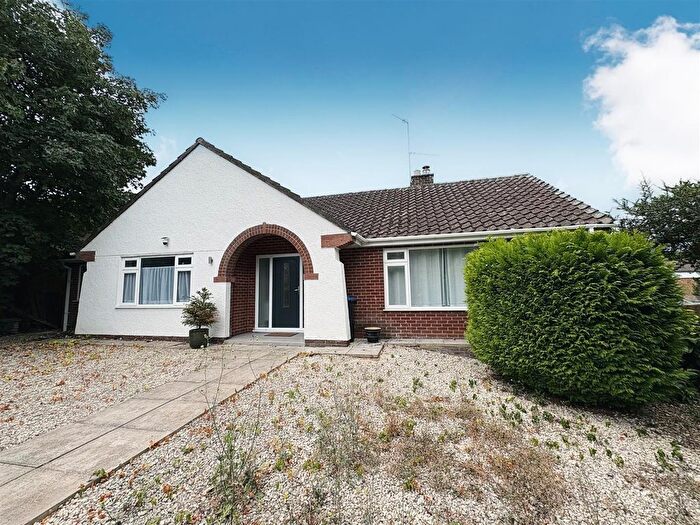 2 Bedroom Property For Sale In Browning Close, Daventry, NN11