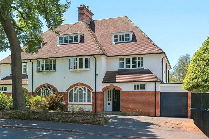 6 Bedroom Detached House To Rent In West Grove, Hersham, Walton-On-Thames, Surrey, KT12
