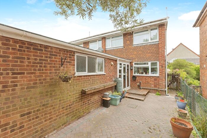 3 Bedroom Semi-detached House For Sale In Nursery Road, Tunbridge Wells, Kent, TN4