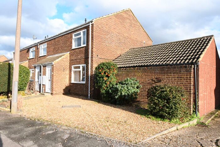 2 Bedroom Terraced House For Sale In Eastdale Close, Kempston, Bedford, MK42