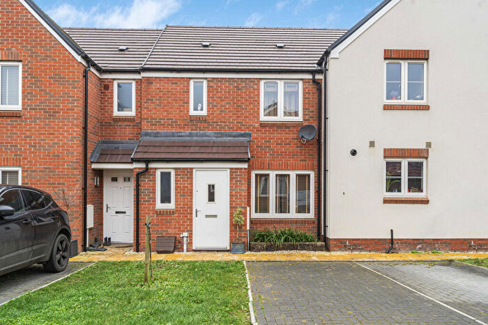2 Bedroom Terraced House For Sale In The Hawthorns, Sutton Courtenay, OX14