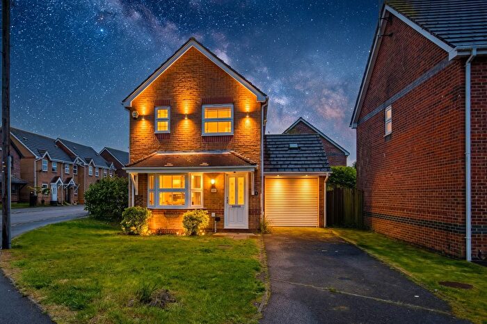 3 Bedroom Detached House To Rent In Alexandra Road, Great Wakering, SS3