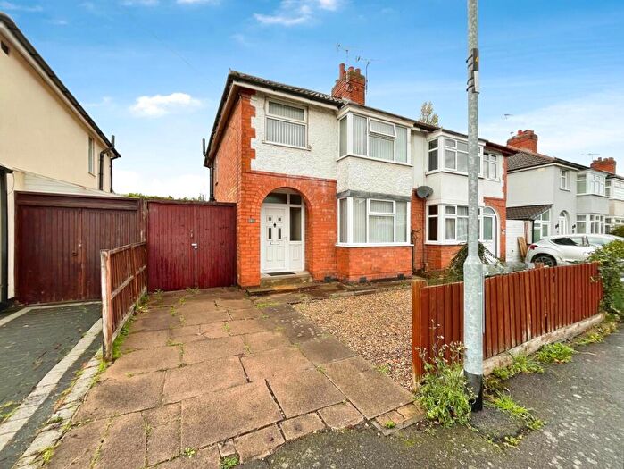 3 Bedroom Semi Detached House For Sale In Gwencole Crescent, Leicester, Leicestershire, LE3