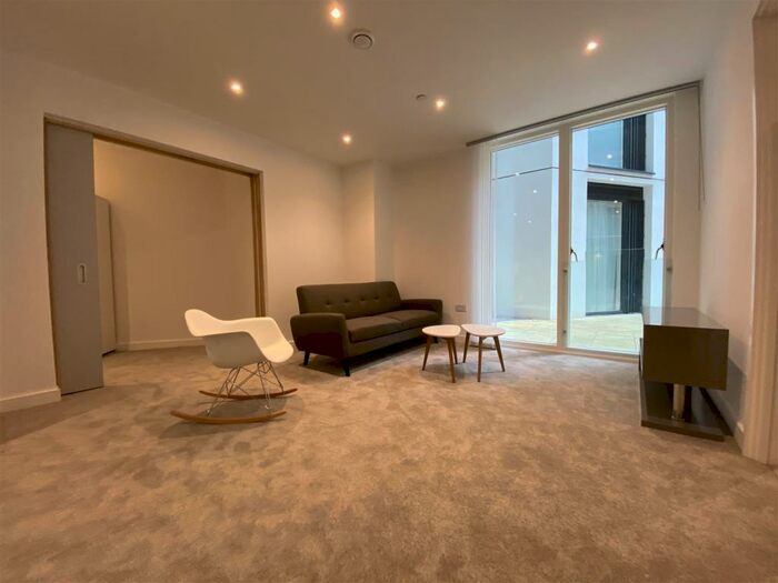 2 Bedroom Property To Rent In Transmission House, Tib Street, Manchester, M4