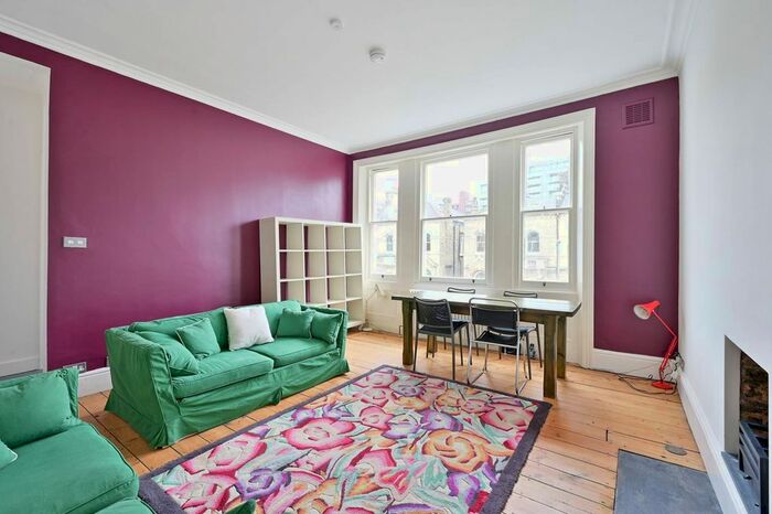 2 Bedroom Flat To Rent In Disraeli Road, Putney, London, SW15