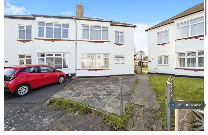 2 Bedroom Maisonette To Rent In Hornchurch, Hornchurch, RM11