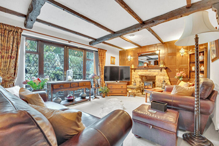 3 Bedroom Detached House For Sale In Moorhouse Lane, Rotherham, S60