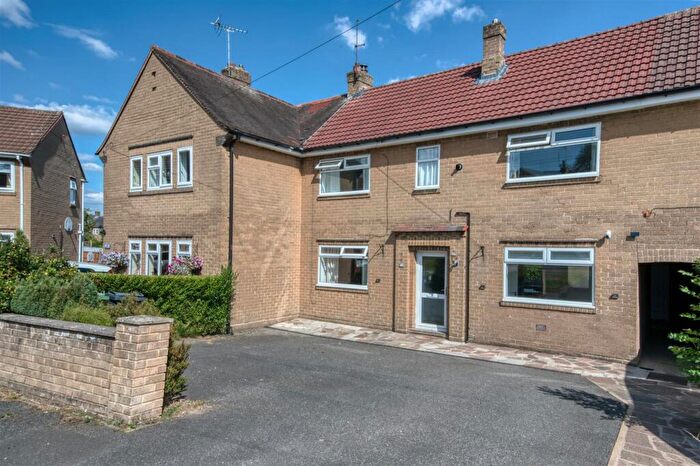 3 Bedroom Terraced House For Sale In Chatsworth Avenue, Crich, Matlock, DE4