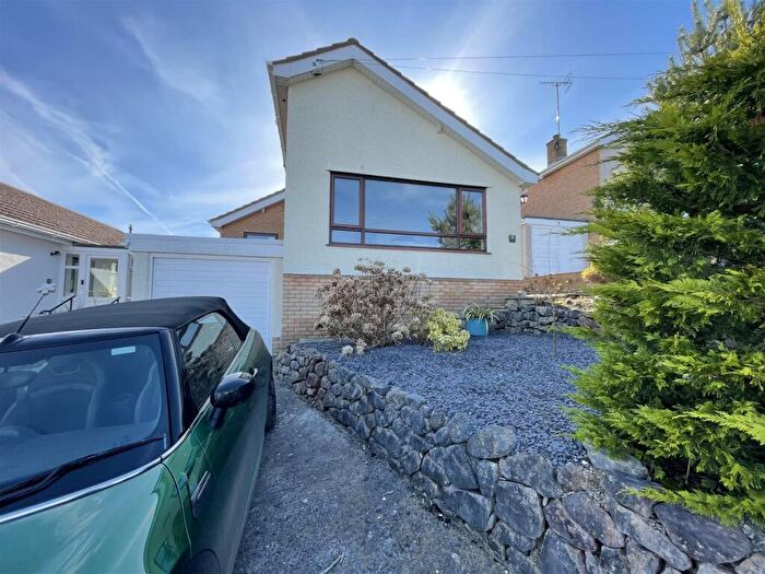 3 Bedroom Detached Bungalow For Sale In Llanelian Heights, Old Colwyn, Colwyn Bay, LL29