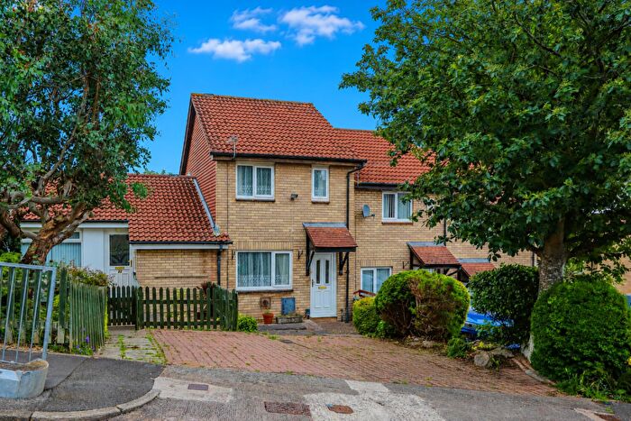2 Bedroom House For Sale In Lydstep Road, Barry, CF62