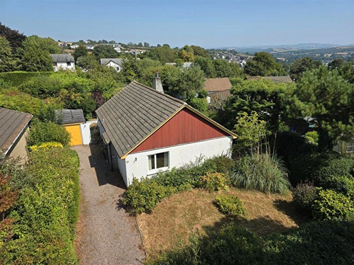 2 Bedroom Bungalow For Sale In Hollies Road, Launceston, PL15