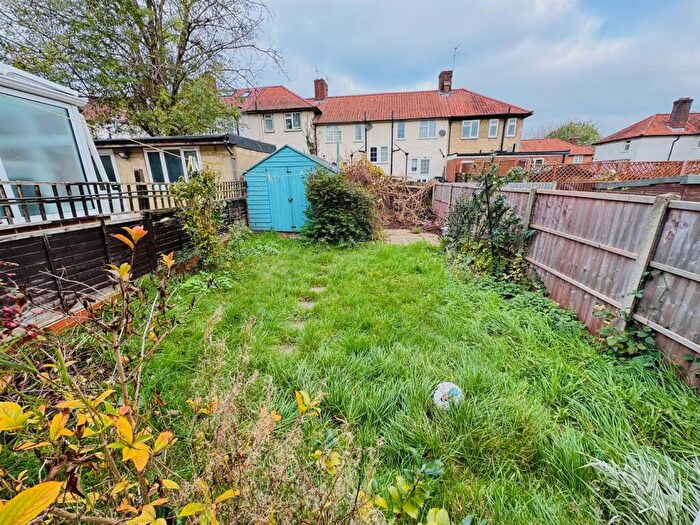 3 Bedroom Terraced House For Sale In Abbots Road, Edgware, HA8